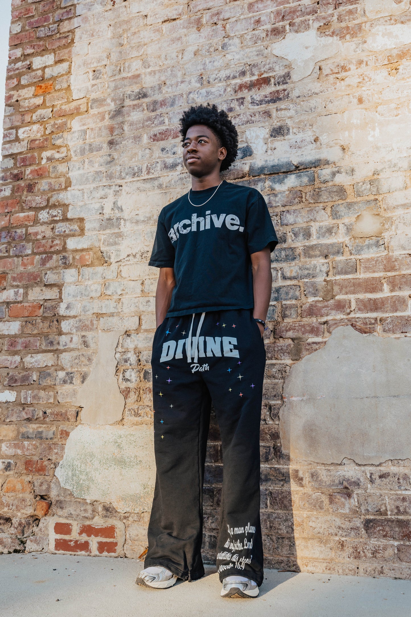 DIVINE BUNDLE V1 (SWEATS + GRAPHIC TEE)